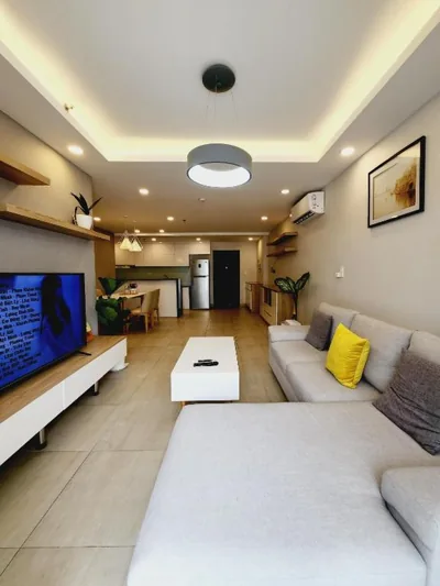 Appartamento con vista piscina — Michael Apartment Scenic Valley