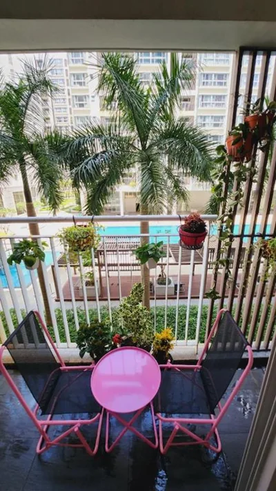 Appartamento con vista piscina — Michael Apartment Scenic Valley